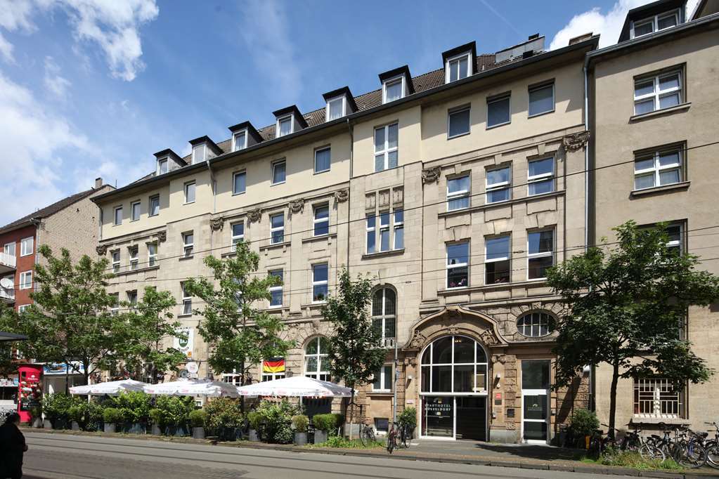 Stadthotel Duesseldorf Bagian luar foto