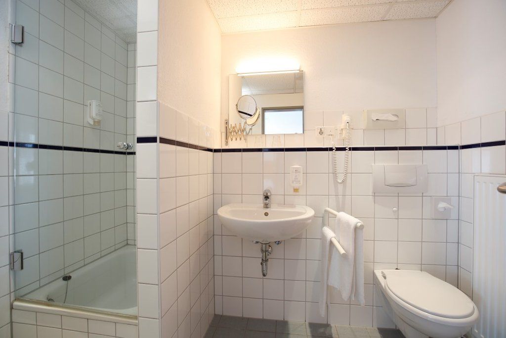 Stadthotel Duesseldorf Bagian luar foto
